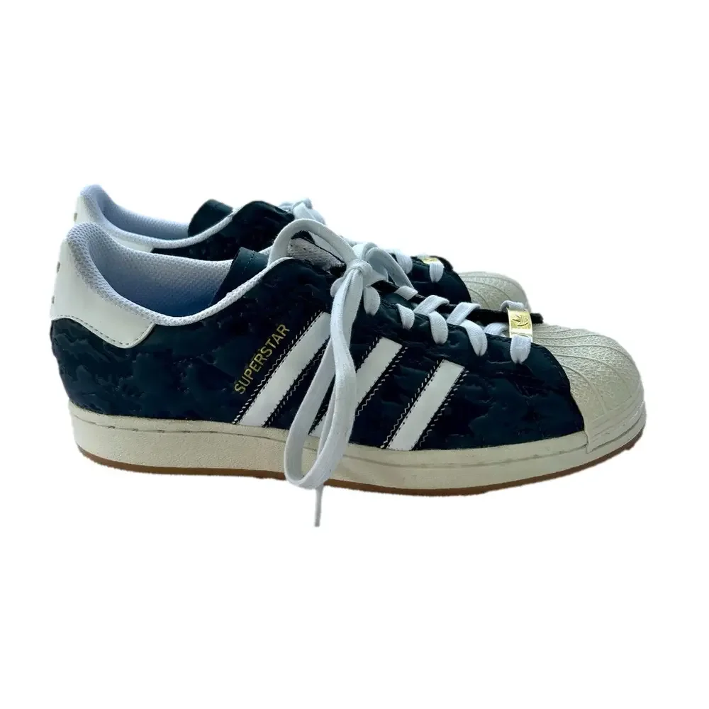 Adidas Originals Superstar Black Gold Size 8 Sneakers Camouflage EUC Men’s